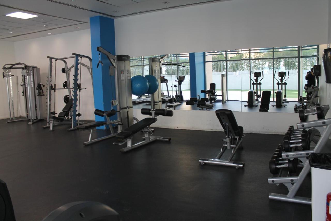 Newly Furnished One Bedroom Apartment Next To Metro & Beach In Marina Residence ドバイ エクステリア 写真