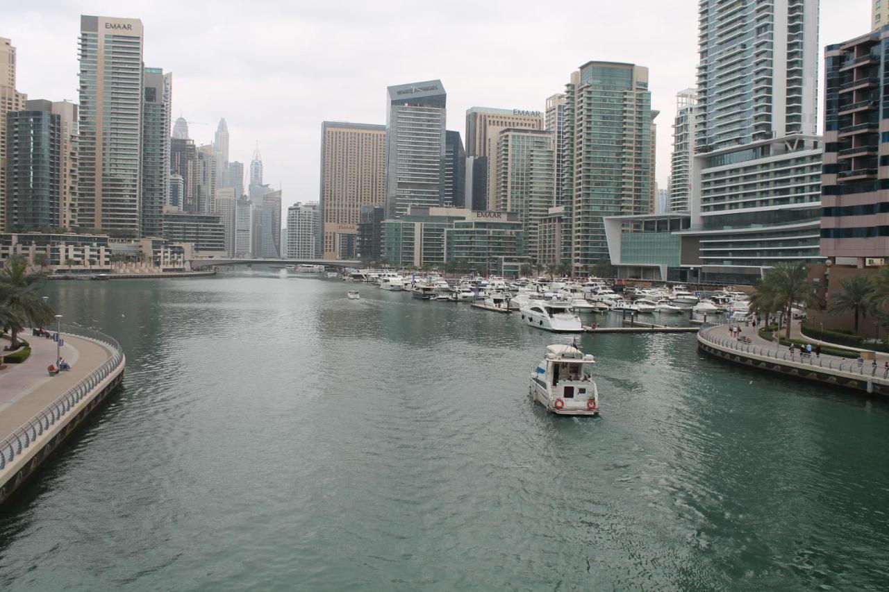 Newly Furnished One Bedroom Apartment Next To Metro & Beach In Marina Residence ドバイ エクステリア 写真